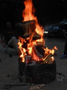 Wie man richtig Feuer macht
