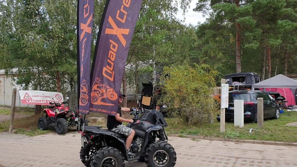 Fähnchenpflicht im Offroadpark Peckfitz